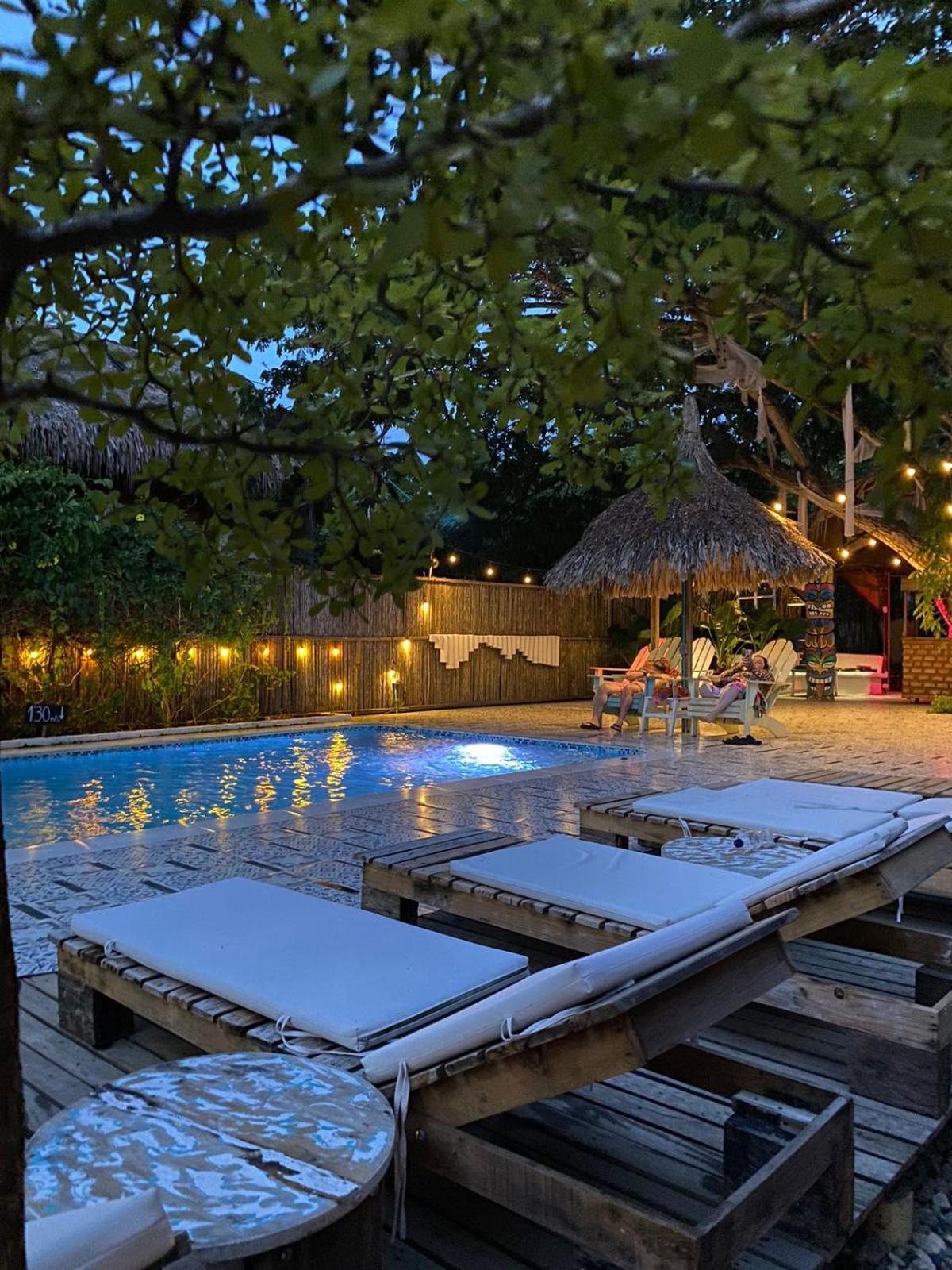 Kawabonga Hotel ปาโลมิโน ภายนอก รูปภาพ