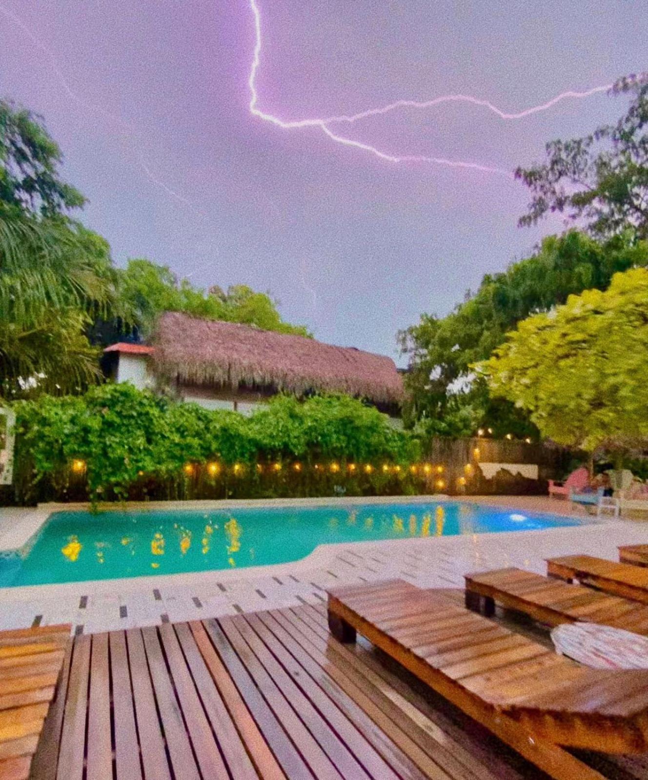 Kawabonga Hotel ปาโลมิโน ภายนอก รูปภาพ