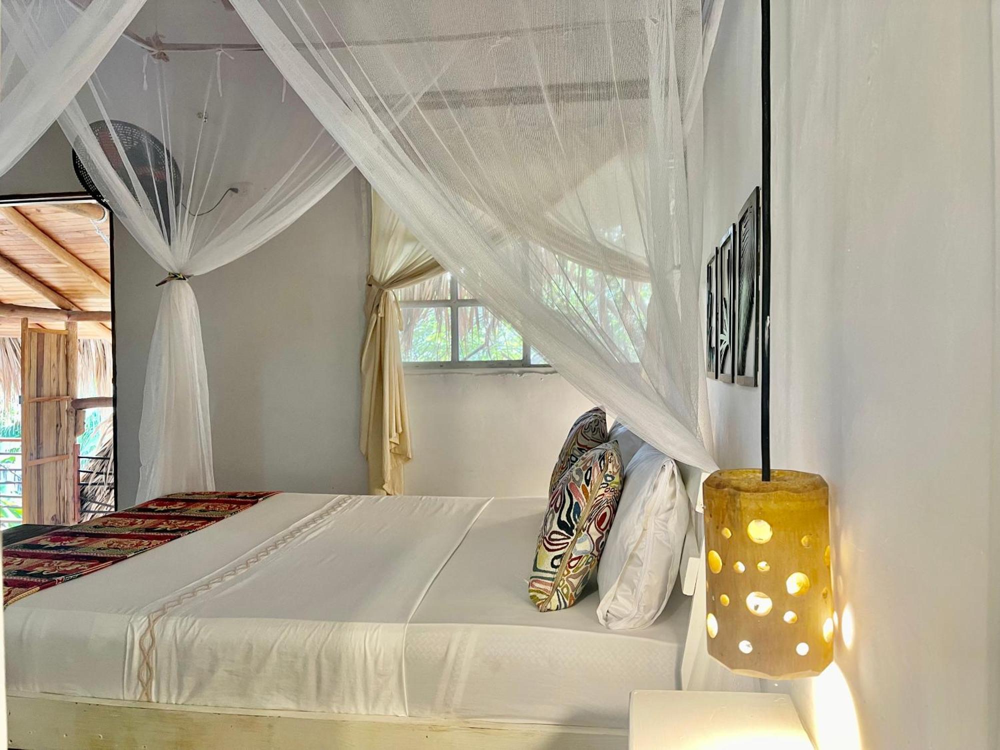 Kawabonga Hotel ปาโลมิโน ภายนอก รูปภาพ